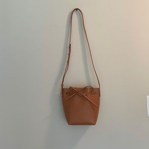 Mansur GAVRIEL mini mini bucket bag in Cammello/Rosa color
